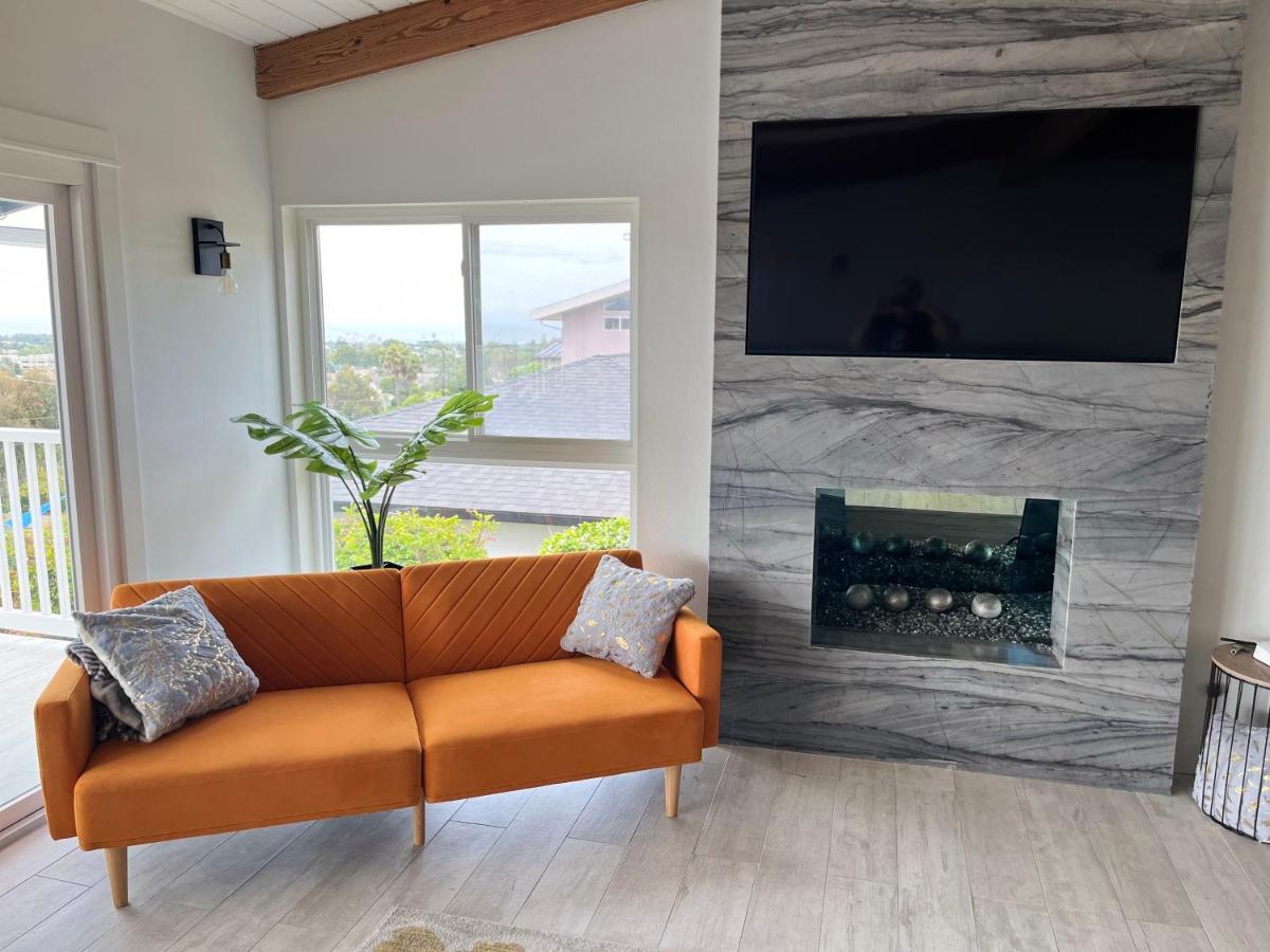 5-Star Hillside Home With Coastal Views, Gameroom, Pool, Hot Tub, 8 People Max Occupancy, 2024 Remodel, New Management, Free Parking Ventura Eksteriør billede